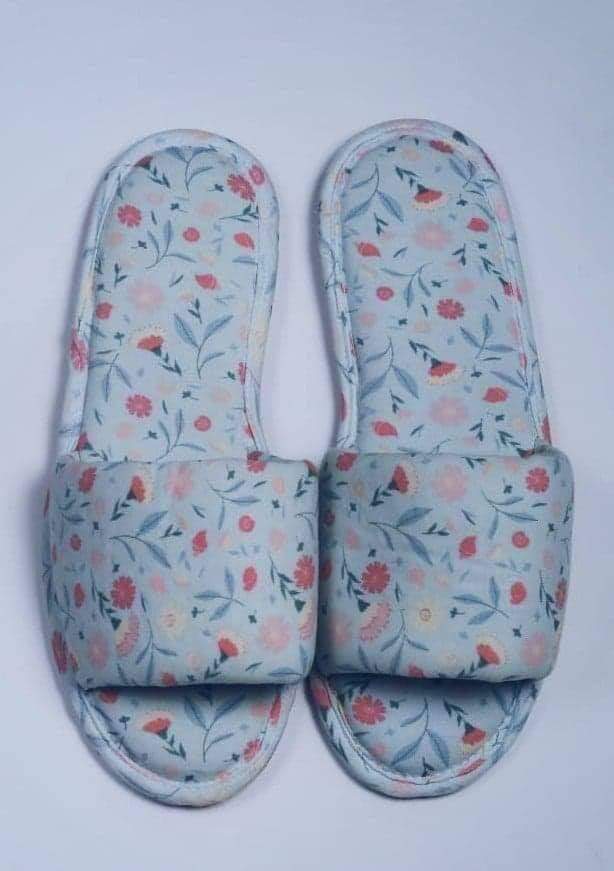 floral slipper - baby blue edition