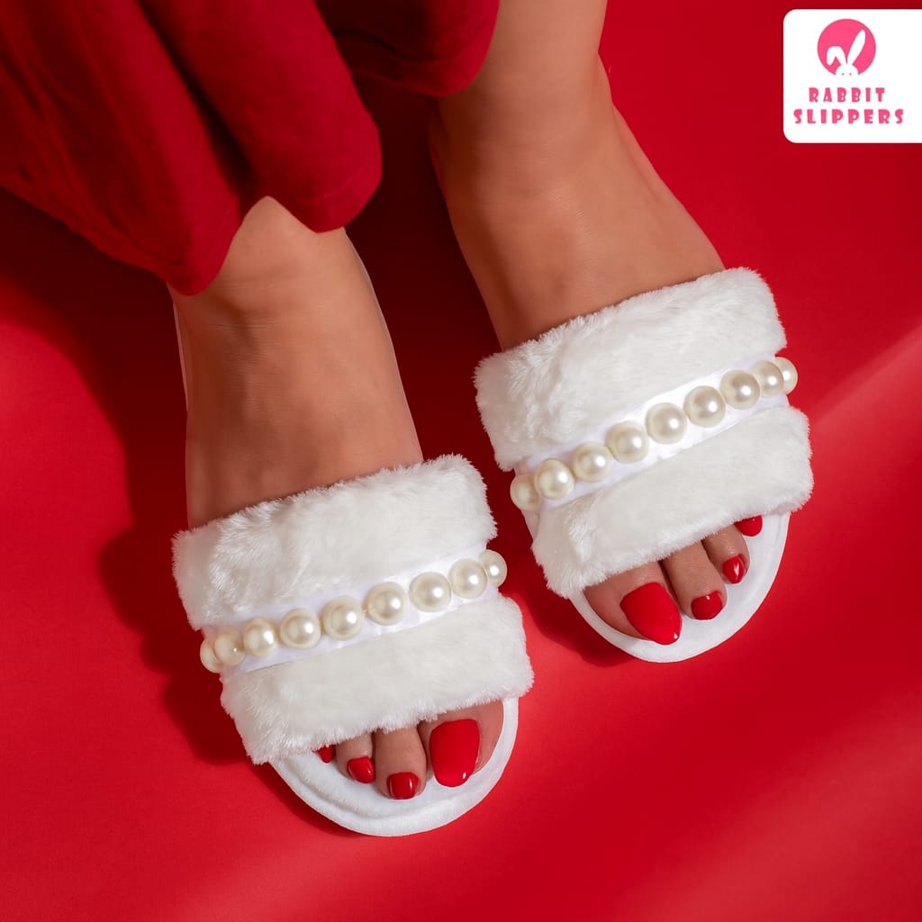 Elegant Pearl Bride Slippers