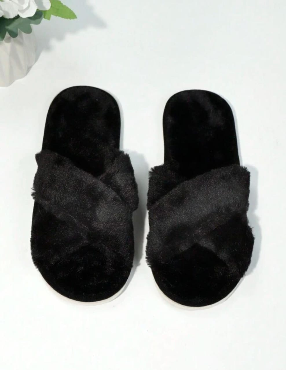 Premium Black Fur Slippers (X) STYLE