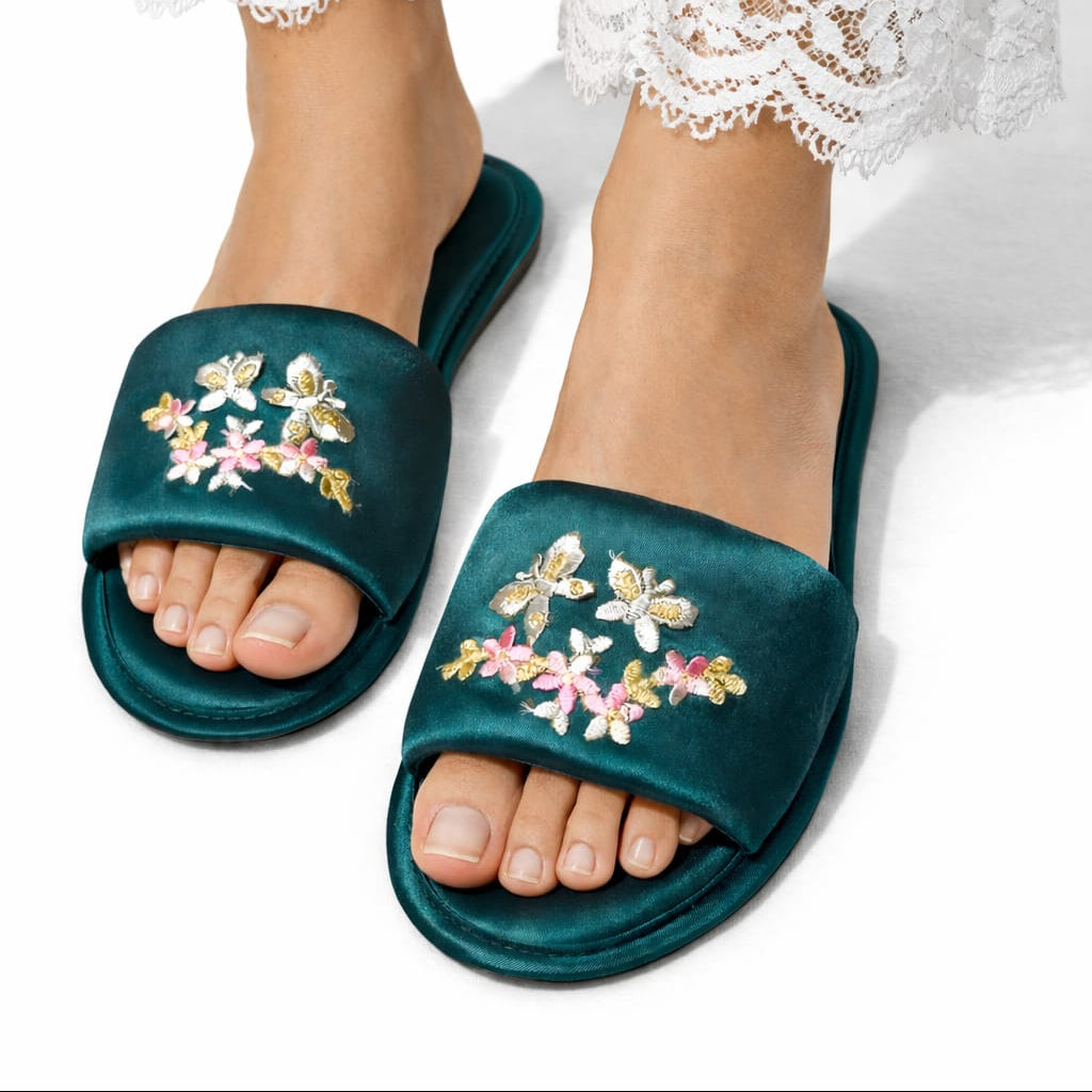Embroidered green Slippers